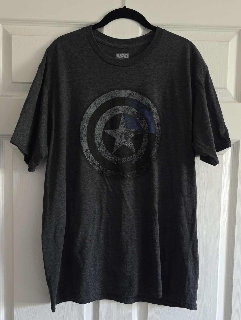 Marvel Captain America Distressed Shield Graphic Tee Dark Gray Heather XL